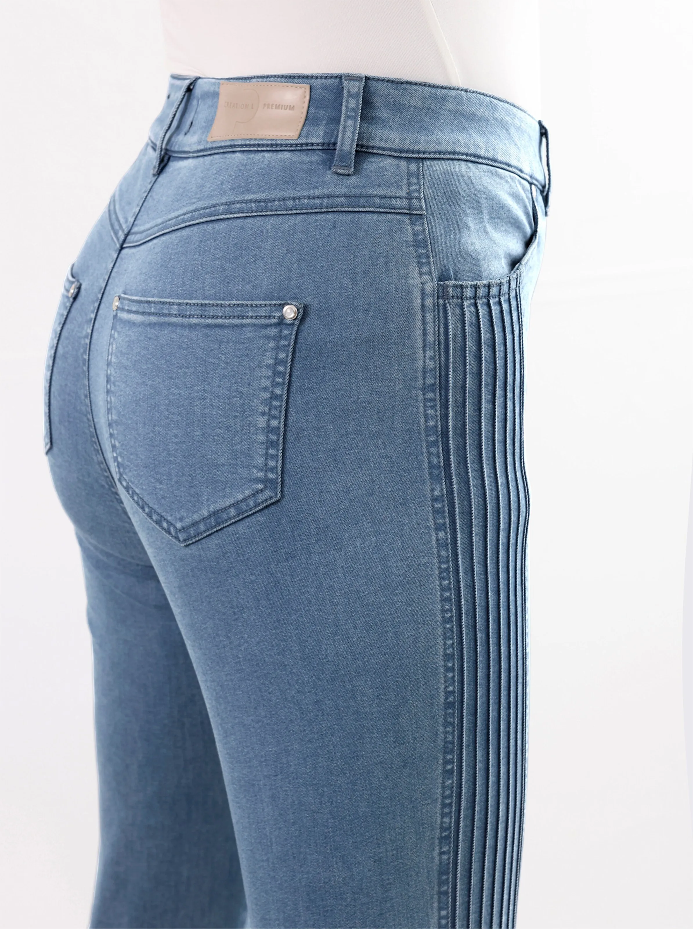CREATION L PREMIUM Stretch-Jeans in blue-bleached