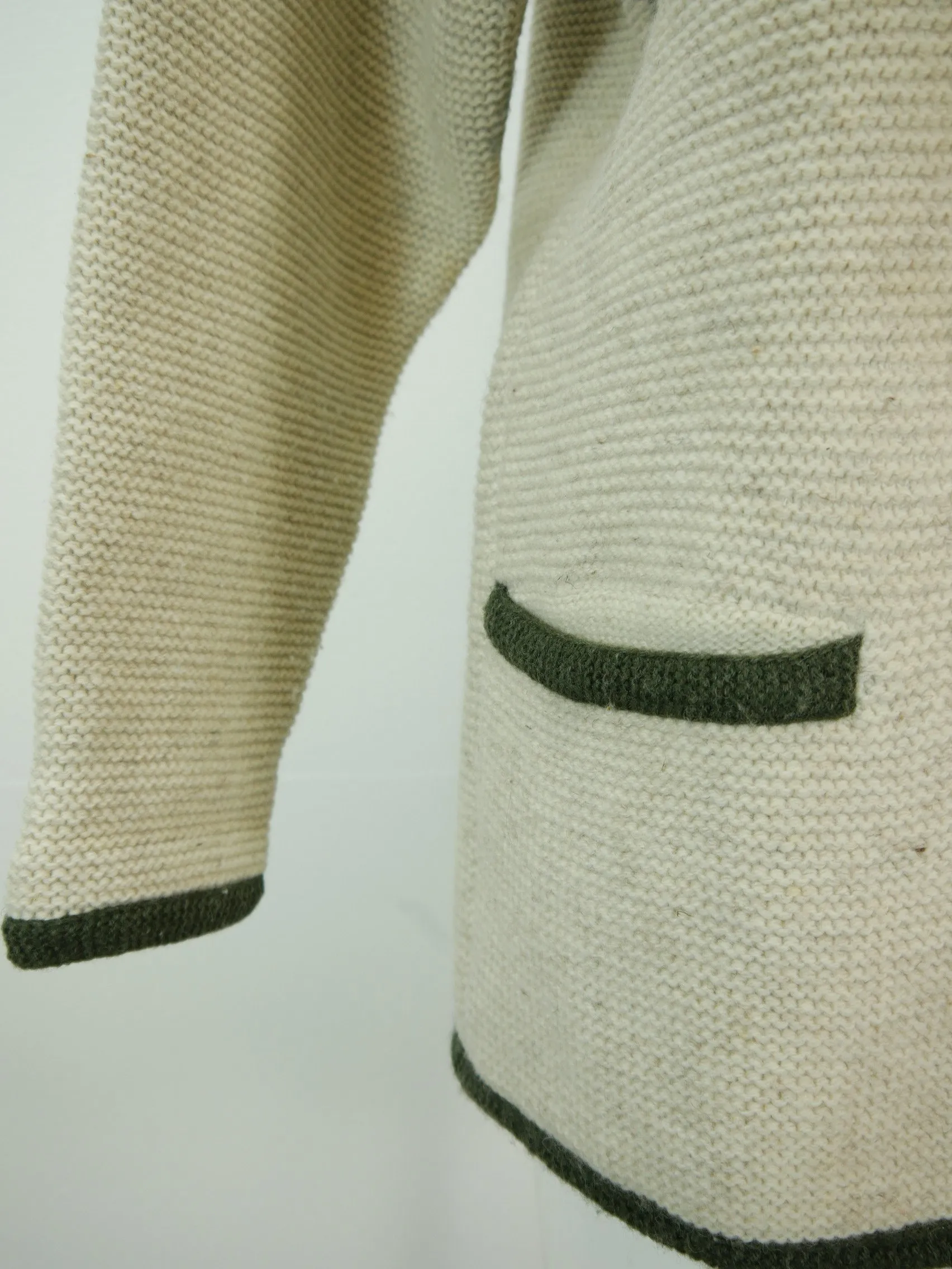 Lanamoden Salzburg Strickjacke beige mit Edelweiß Trachtenjacke Jacke Gr.46