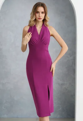 Modern Muse – Neckholder-Etuikleid mit Schlitz in Magenta