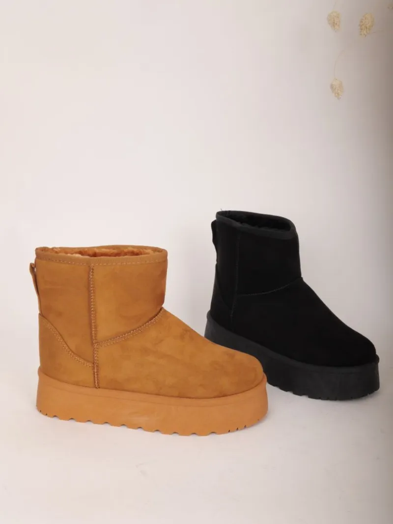 Plateau-Stiefeletten aus Wildleder mit Pelzfutter