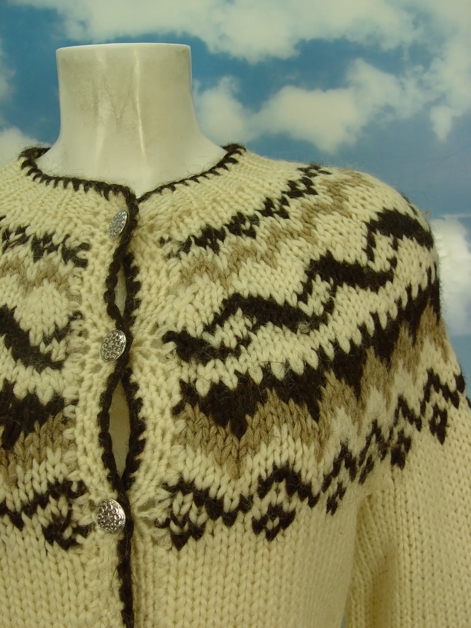 schönes Norwegermuster handgestrickt flauschige Norweger Strickjacke Jacke Gr.42