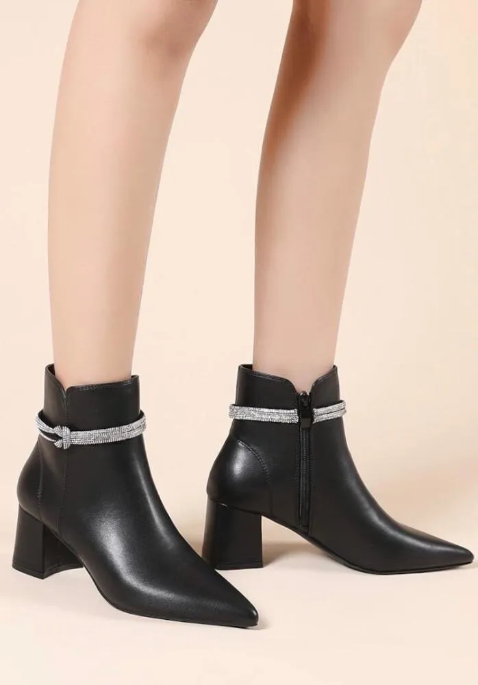 Stiefeletten mit Absatz H8-228