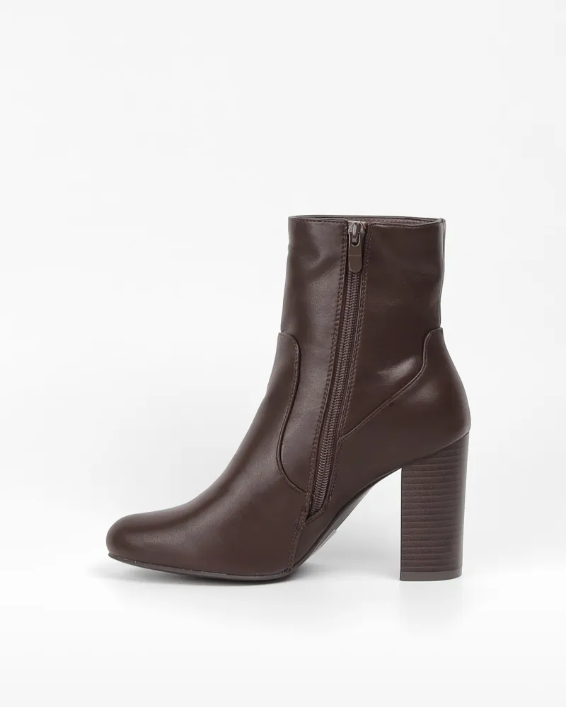 Stiefeletten mit Absatz und runder Spitze
