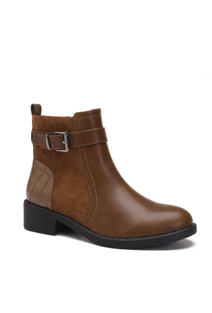 Stiefeletten mit Schnalle H8-536