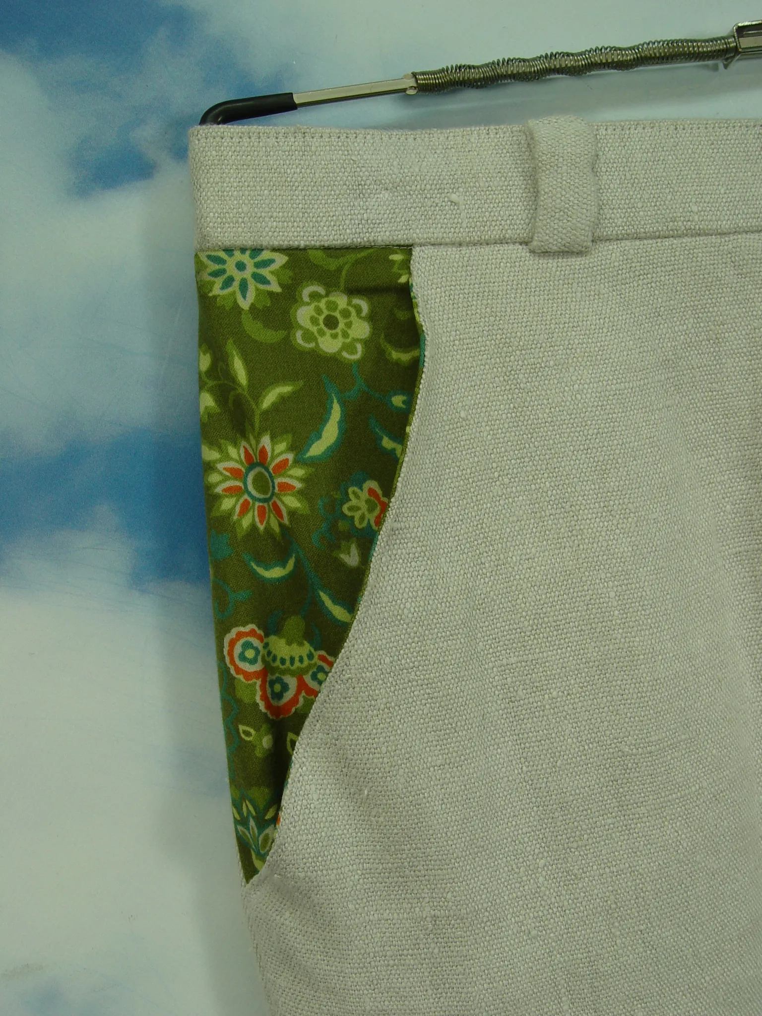 Upcycling Pants Herren Shorts grüne Taschen aus Leinen kurze Hose UCS008 Gr.46